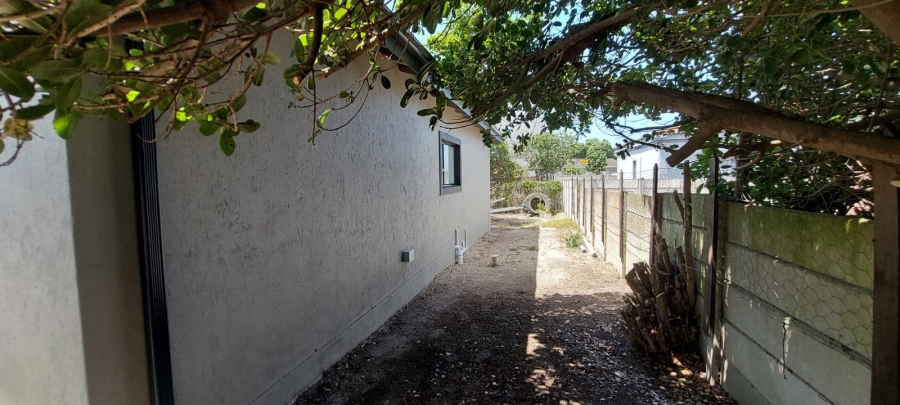 3 Bedroom Property for Sale in Aston Bay Eastern Cape